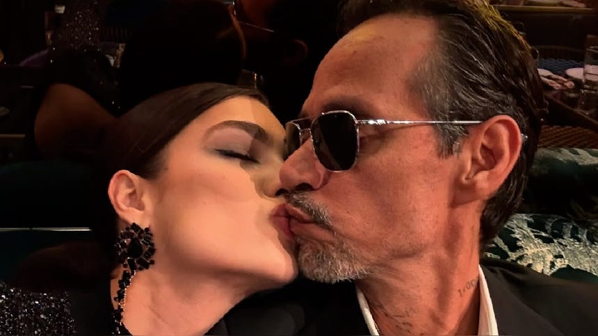 Marc Anthony se casó con la modelo paraguaya Nadia Ferreira en enero de 2023.