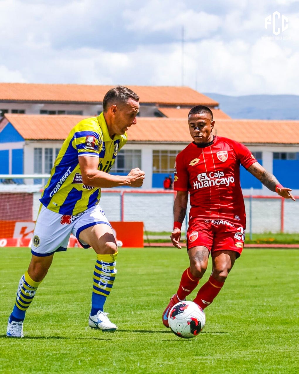 <strong>7. Pablo Lavandeira</strong> (Volante-uruguayo nacionalizado peruano)