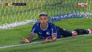 ¡Estaba solo! El increíble gol que falló Juan Cruz González de Sporting Cristal ante 2 de Mayo [VIDEO]