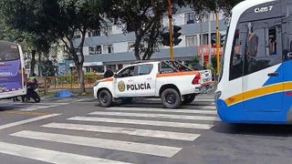 Hombre perdió la vida tras ser embestido por bus de transporte público en la avenida Brasil