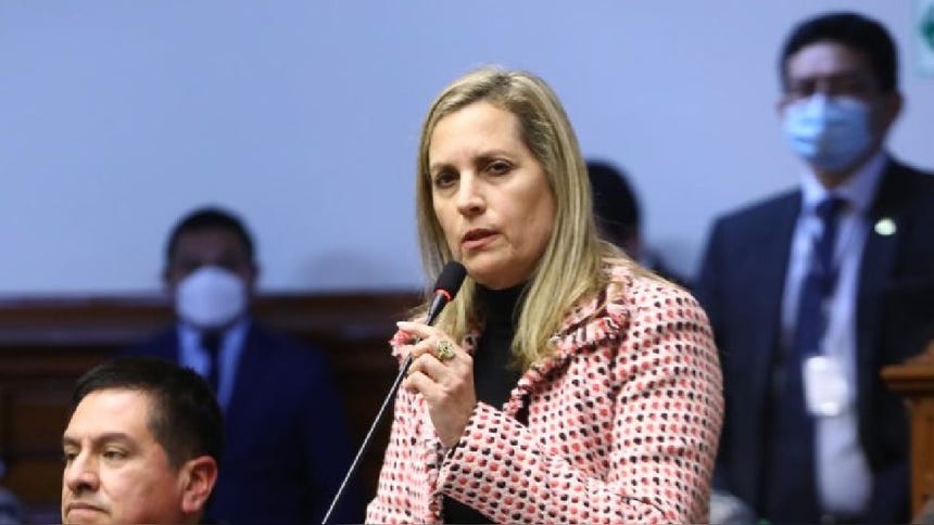 María del Carmen Alva no pudo conseguir ganar la elección en la Mesa Directiva del Congreso.