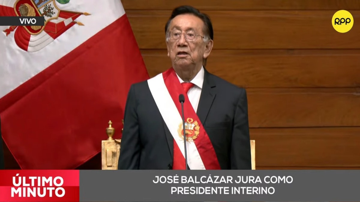 EN VIVO: José María Balcázar juró como el nuevo presidente de la República