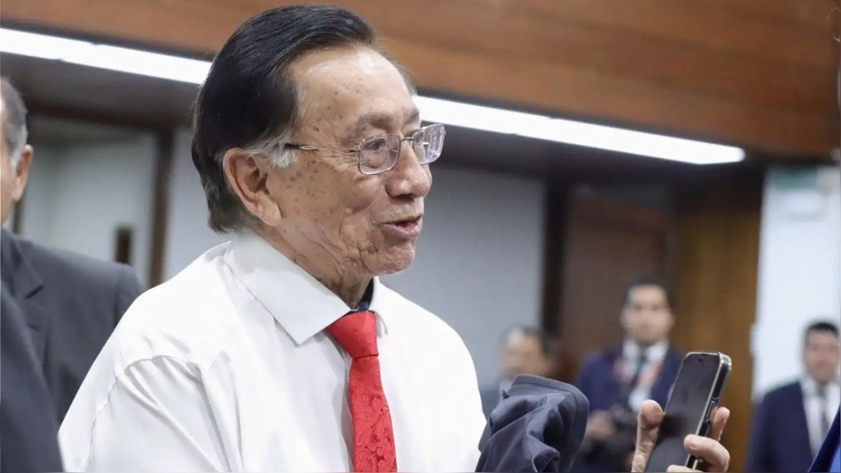 José María Balcázar fue elegido como el nuevo presidente interino de la República