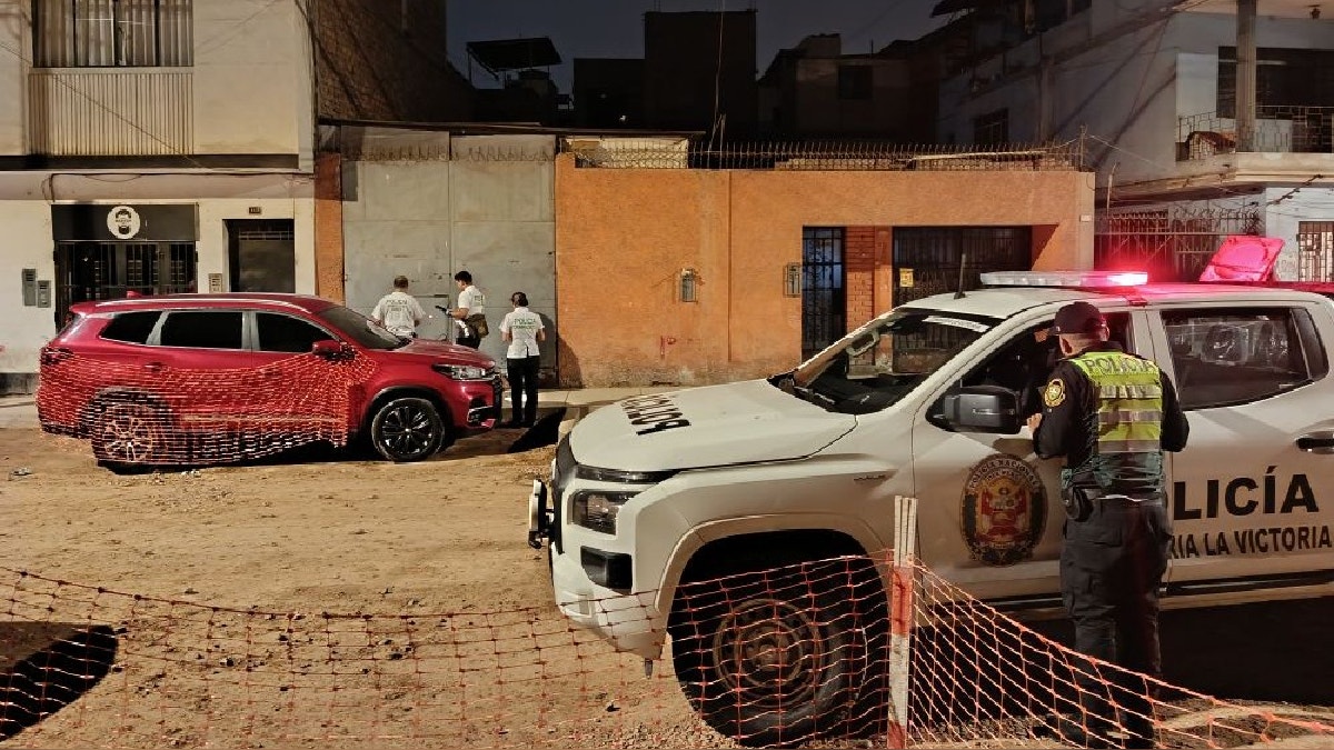 La Victoria: dos hombres resultaron heridos de gravedad en ataque armado dentro de local de comida rápida