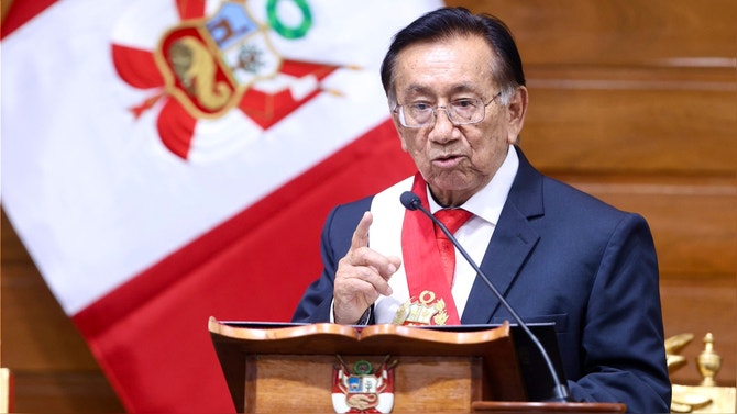 Balcázar sobre rol de Perú Libre en su gestión: “No estamos trabajando en hacer izquierdismo en Palacio de Gobierno”