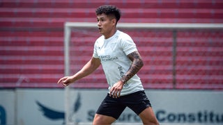 Jesús Pretell apunta a debutar oficialmente en LDU Quito: este viernes visita a Orense