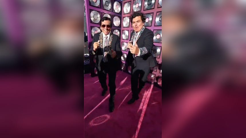 Los Mirlos llegan a Premio Lo Nuestro 2026 vestidos con diseños kené, arte ancestral shipibo-konibo