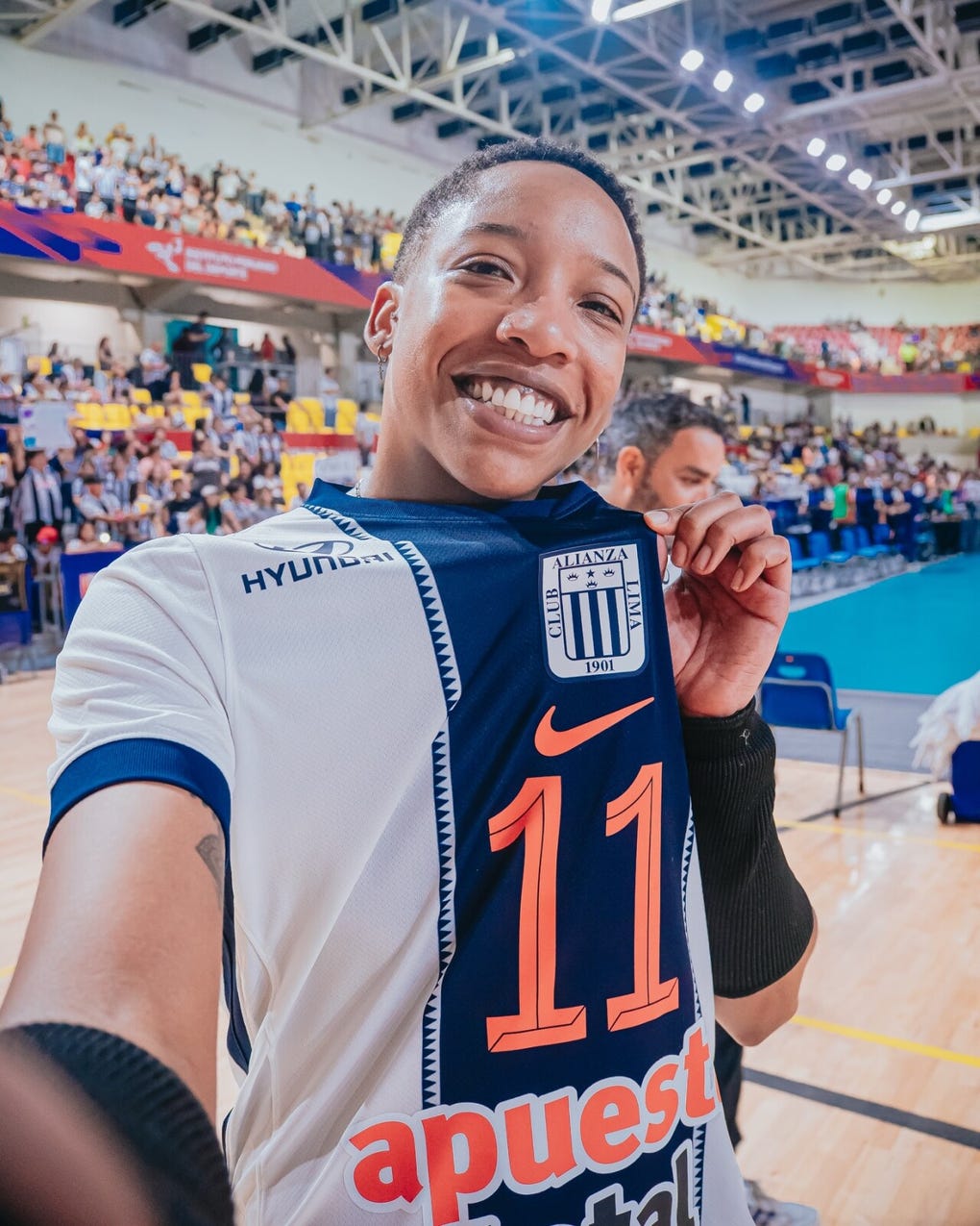 <strong>Clarivet Illescas.</strong>