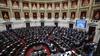 Argentina: la Cámara Baja aprueba la reforma laboral de Milei, previo a votación final en el Senado