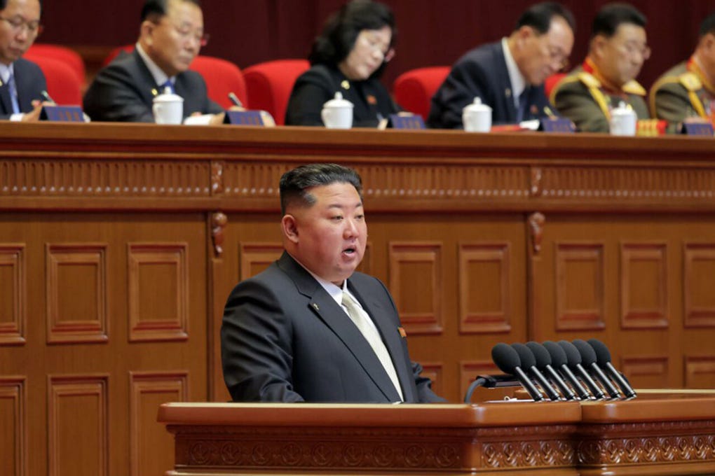 Como viene siendo tradicional, Kim Jong-un inauguró su tercer Congreso del partido único con un discurso, en el que en esta ocasión alabó el progreso económico del aislado país.