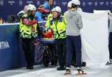 La joven patinadora polaca fue atendida por paramédicos y trasladada de emergencia a un hospital, para ser atendida. Fueron momentos de mucha preocupación entre el público y las deportistas; y la prueba tuvo que ser interrumpida.