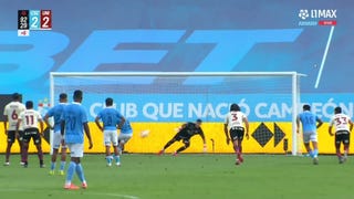 El capitán de Cristal: Yoshimar Yotún anotó de penal ante Universitario con gran jerarquía [VIDEO