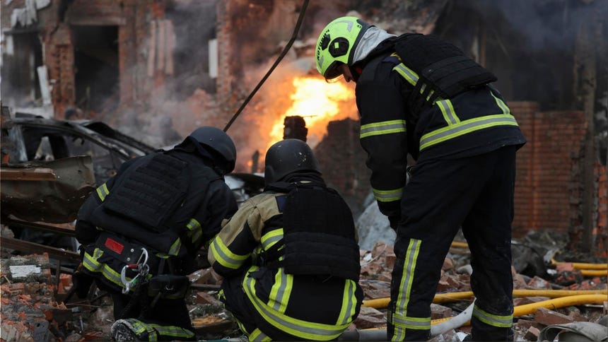 Desde principios de año se han celebrado varias rondas de conversaciones entre emisarios de Kiev, Moscú y Washington, sin avances concretos hasta el momento.