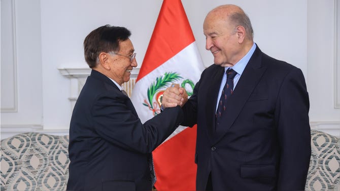 Gobierno confirma a Hernando de Soto como el nuevo presidente del Consejo de Ministros