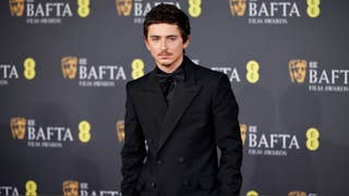 BAFTA 2026: Timothée Chalamet, Emma Stone, Sadie Sink y las estrellas que marcaron tendencia en la alfombra roja