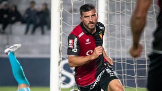 Gran homenaje: tribuna del Estadio Monumental de la UNSA llevará el nombre de Bernardo Cuesta