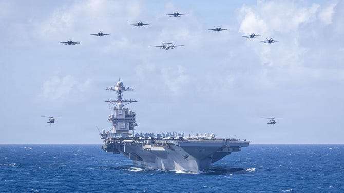 Soldados estresados y baños bloqueados: la cara B del despliegue militar de EE. UU. en Medio Oriente