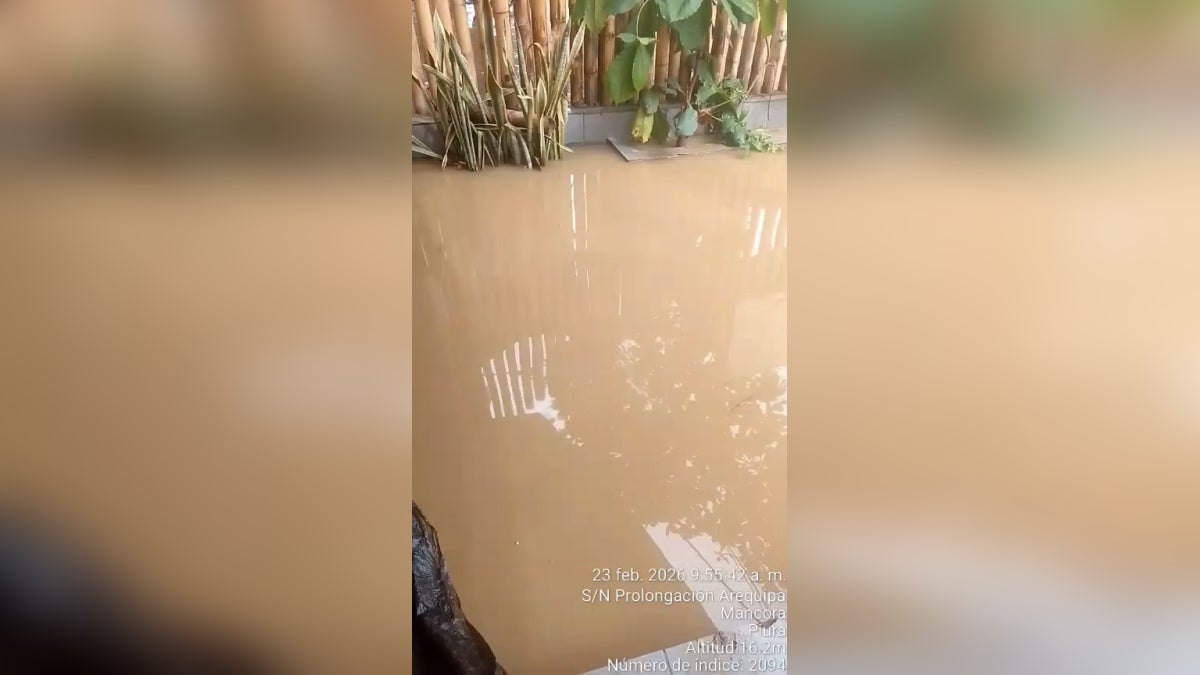 Según la pobladora, una tormenta eléctrica y las fuertes lluvias sorprendieron, desde el pasado 22 de febrero,  a la población. 