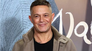 Alejandro Sanz ya está en Perú: así fue el eufórico recibimiento de sus fans [VIDEO]