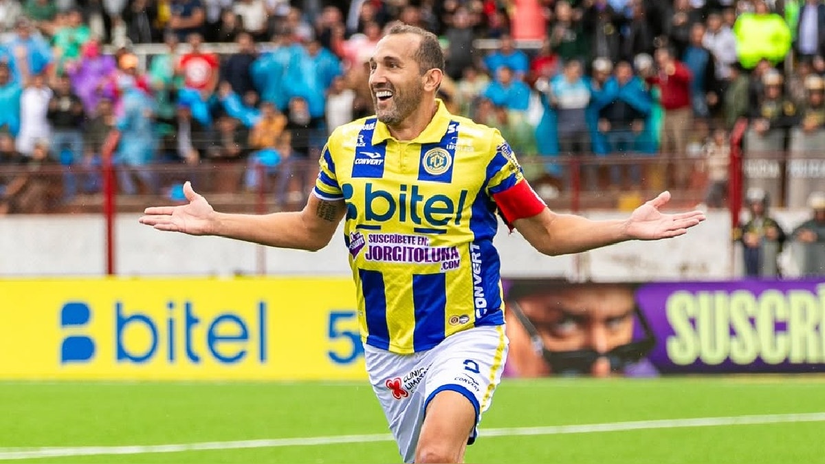 Carlos Silvestri resaltó el valor de Hernán Barcos dentro y fuera del campo: 