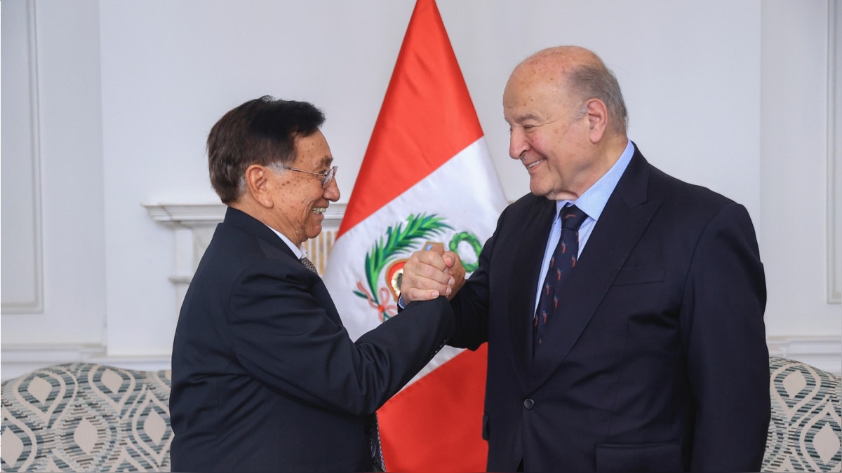 Hernando de Soto ratifica que asumirá la Presidencia del Consejo de Ministros