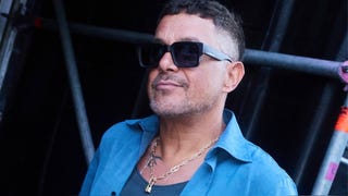 Alejandro Sanz ya está en Perú: así fue el eufórico recibimiento de sus fans [VIDEO]