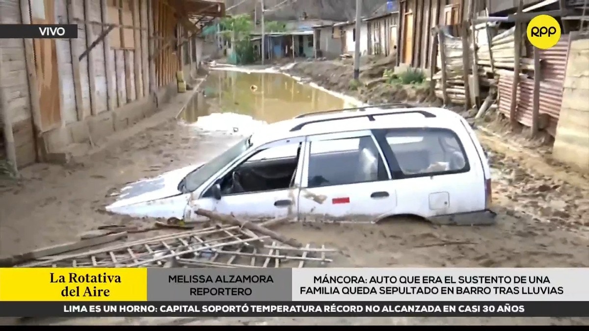 Auto que era el sustento de una familia queda sepultado en barro tras lluvias en Máncora: “He quedado prácticamente desempleado”