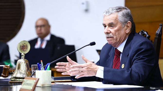 Fernando Rospigliosi espera que gabinete de Denisse Miralles solicite el voto de confianza 