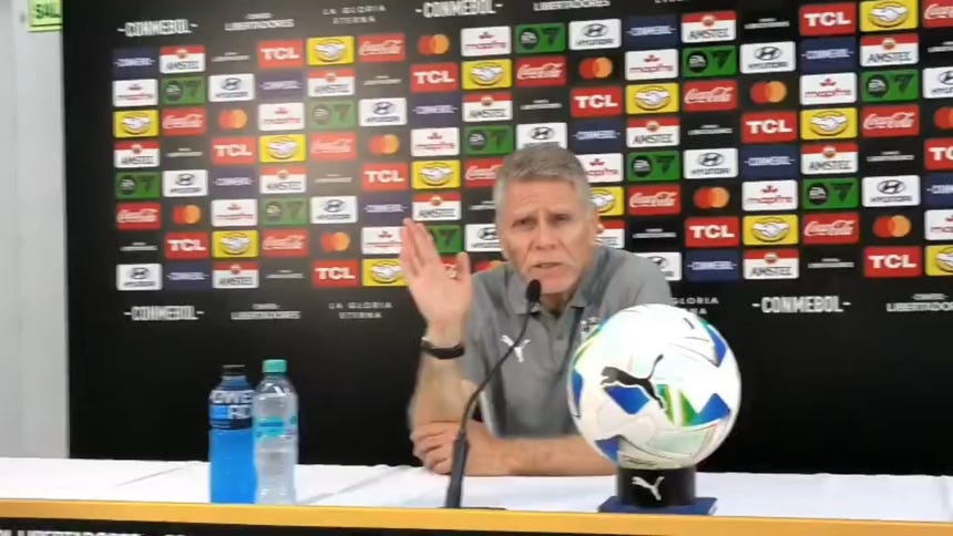 Paulo Autuori, entrenador de Sporting Cristal en conferencia de prensa