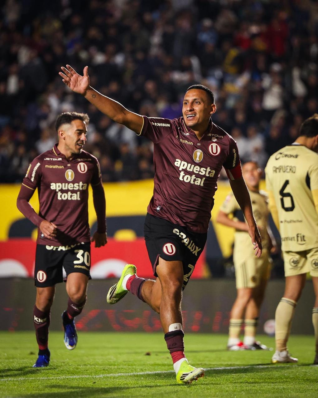 <strong>11. Alex Valera (Delantero)</strong>