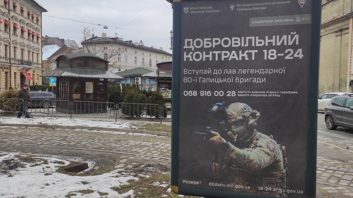 Kiev prepara cambio en el sistema de movilización ante la escasez de tropas