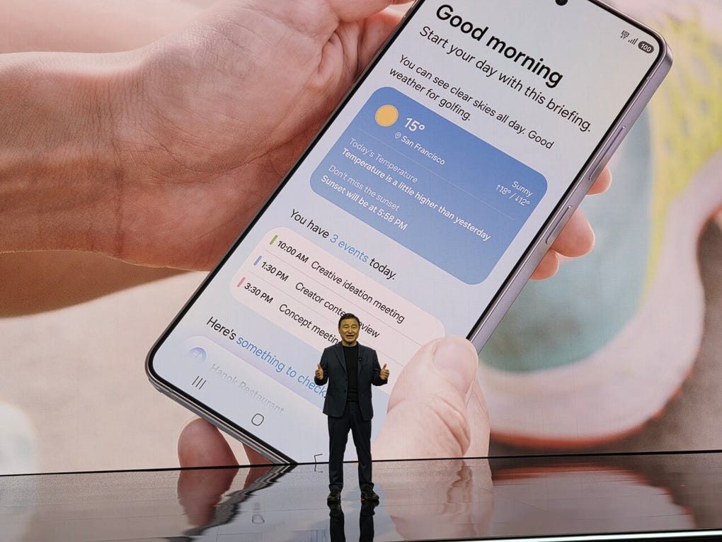 Samsung amplió las herramientas de IA para seguridad, llamadas y escaneo de documentos directamente desde la interfaz del teléfono.
