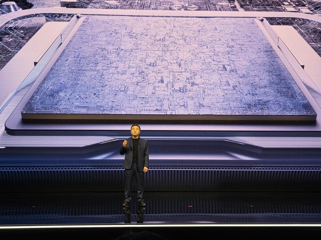 La serie mejora la gestión térmica con un sistema de cámara de vapor más eficiente, ideal para juegos y multitarea exigente.