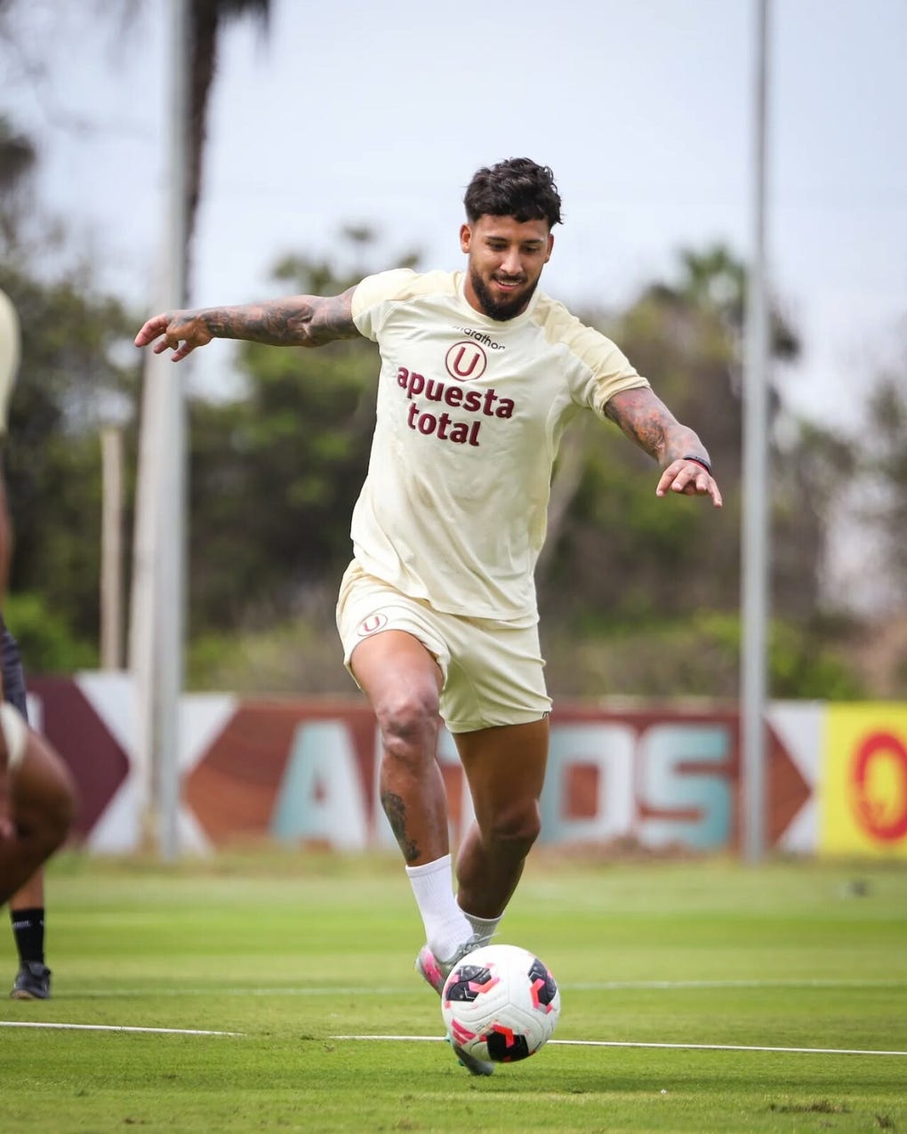 <strong>2. Caín Fara (Central)</strong>