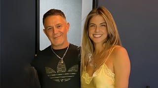 Alejandro Sanz cerró su concierto en Lima con cariñoso abrazo a Stephanie Cayo en el Estadio Nacional [VIDEO]