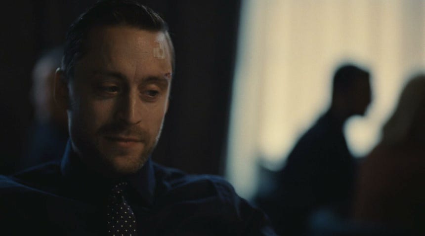 Kieran Culkin interpreta a Roman Roy en la serie dramática de HBO 'Succession', papel que le valió amplio reconocimiento de la crítica.