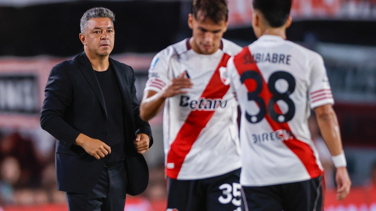En la despedida de Gallardo: hinchas de River silbaron a sus jugadores, pese a victoria ante Banfield [VIDEO]