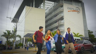 Aprender haciendo: el modelo educativo que acerca la universidad al mundo real