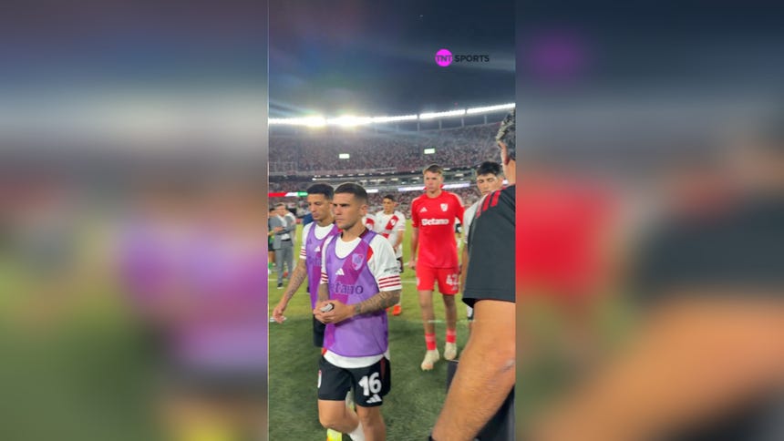 Así despidieron a los jugadores de River en el Monumental.