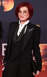 Tras el fallecimiento de Ozzy en julio de 2025, Sharon se ha centrado en proteger su legado. Ha compartido que el duelo la ha llevado a buscar refugio en la familia y en pasatiempos inusuales como la cetrería.