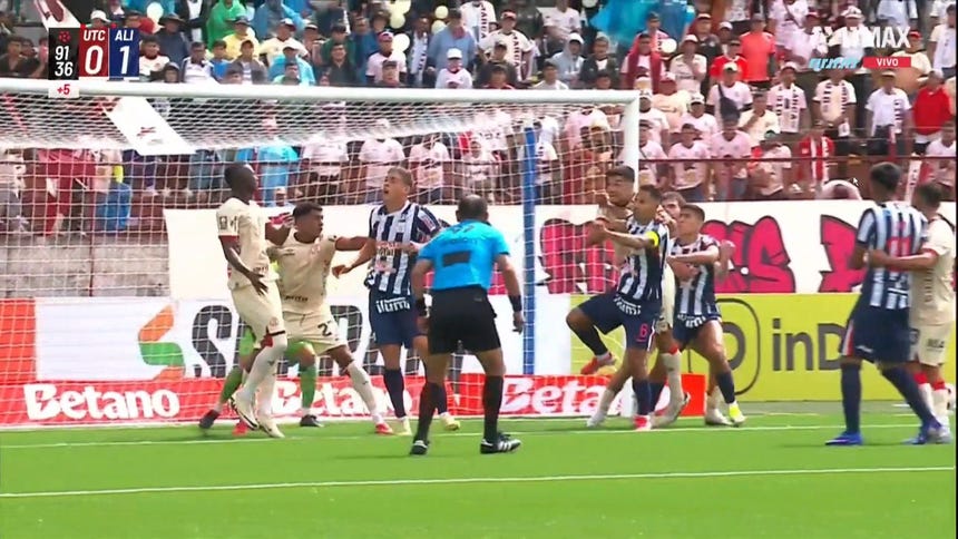 Así fue el gol de Renzo Garcés en el Alianza vs UTC