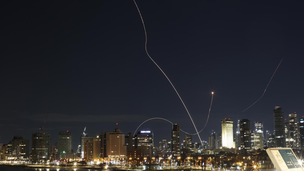 EN VIVO: Trump insta a Guardia Revolucionaria a rendirse, mientras siguen bombardeos entre e Israel e Irán