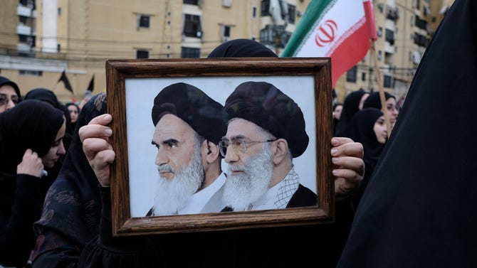 ¿Cómo se elegirá al nuevo líder supremo de Irán tras la muerte de Alí Jameneí?