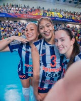 Maricarmen Guerrero, Yanlis Féliz y Meegan Hart.