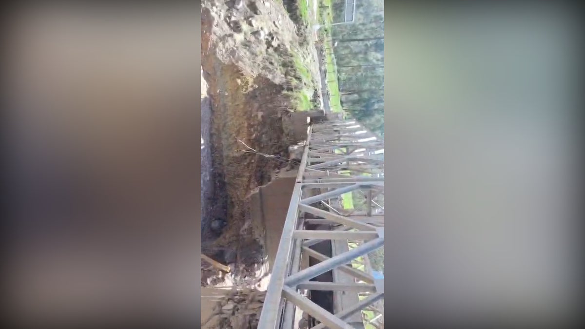 El puente vehicular de Chapil está a punto de colapsar en Cajatambo, advierten pobladores.