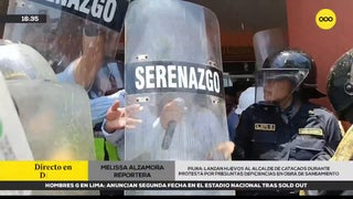 Piura: Vecinos de Catacaos lanza huevos y botellas al alcalde por presuntas deficiencias en obras de saneamiento [VIDEO]