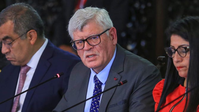 Ministro del Interior respaldó a José María Balcázar tras la polémica por la aprobación de una ley que beneficiaría a su hijo