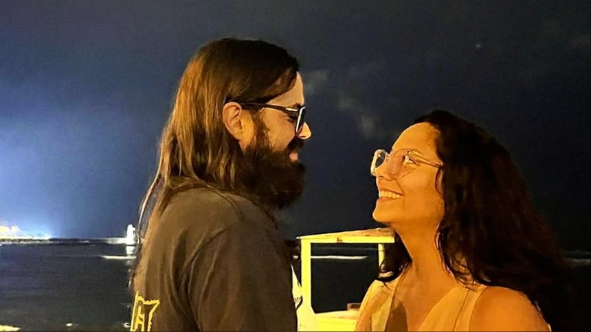 Mayra Couto inició su relación con el colombiano Juan Camilo en 2021.