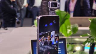 Honor muestra en el MWC 2026 un teléfono que se mueve solo y su primer robot humanoide [VIDEO]