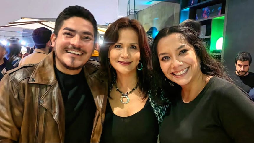 Erick Elera, Mónica Sánchez y Mayra Couto trabajaron juntos en Al fondo hay sitio.